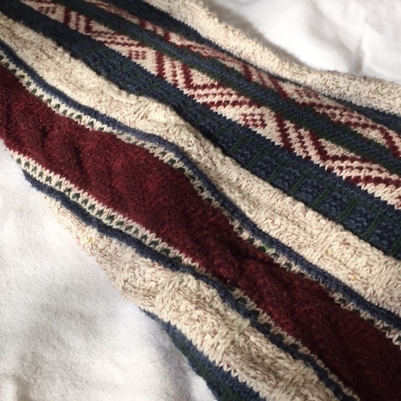 Sweater - Picture 4 of 4